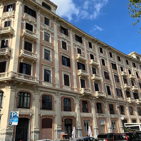 Blue Sea View Apartment Salerno Exterior photo